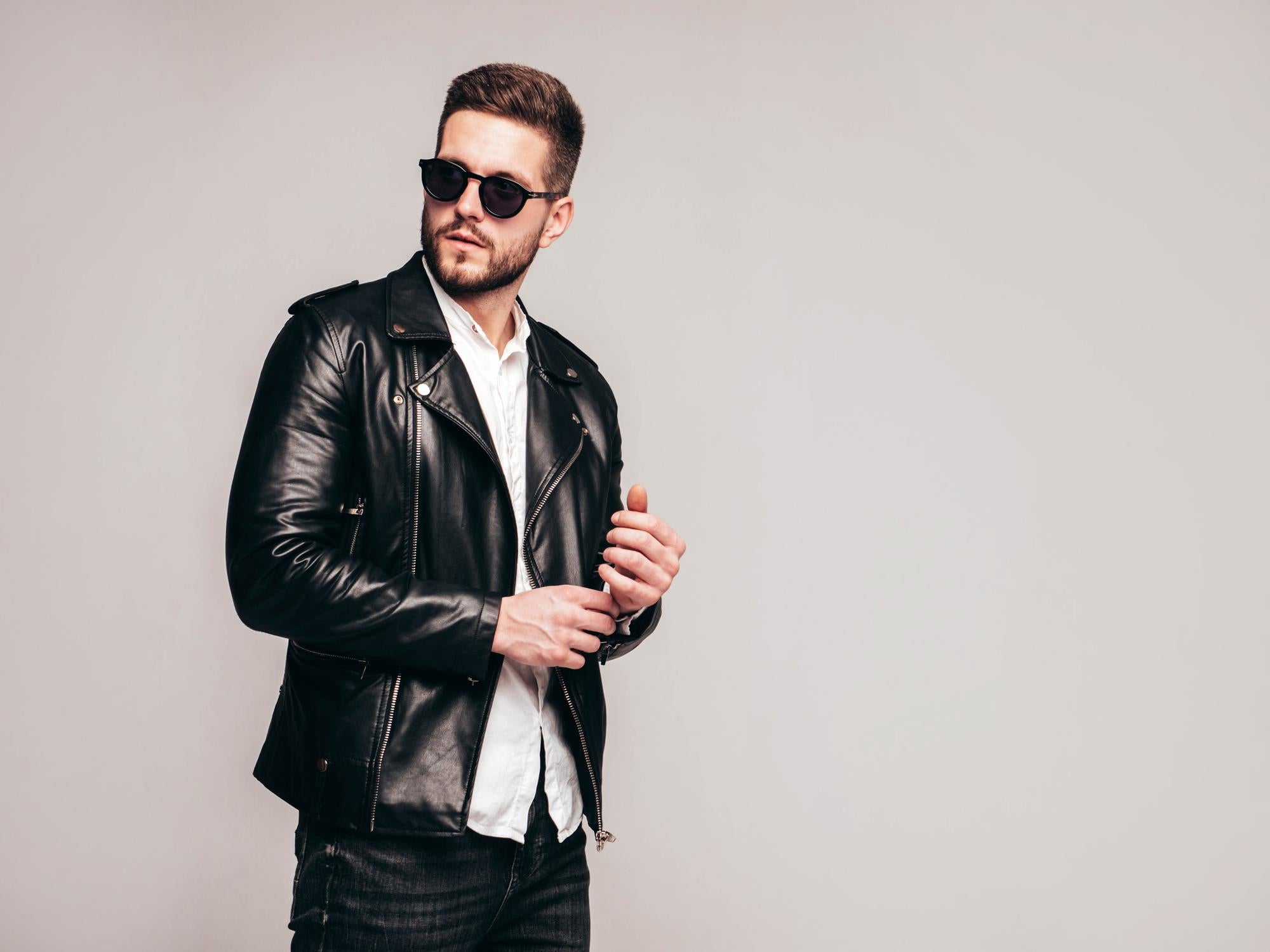 Perfecting the Fit: Your Ultimate Guide to Bomber Jacket Sizing - Maves Apparel