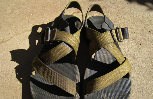 How to Clean Sandals