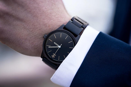 Best Watches Under $2000: Finding the Perfect Balance of Value and Luxury - Maves Apparel