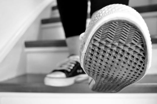 How to clean new balance shoes? - Maves Apparel