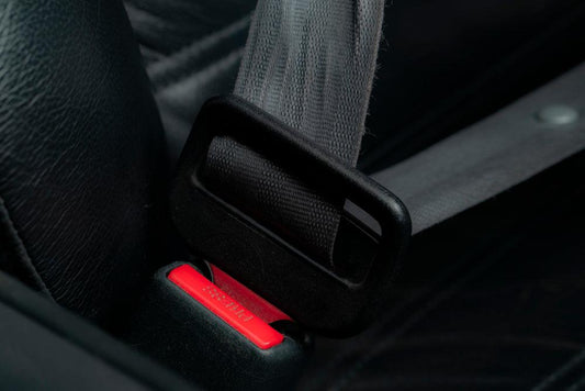 How to clean seat belts - Maves Apparel