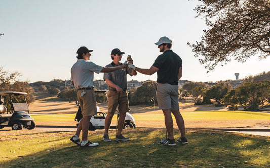 The Ultimate Guide to Golf Shorts: Style, Comfort, and Performance on the Course - Maves Apparel