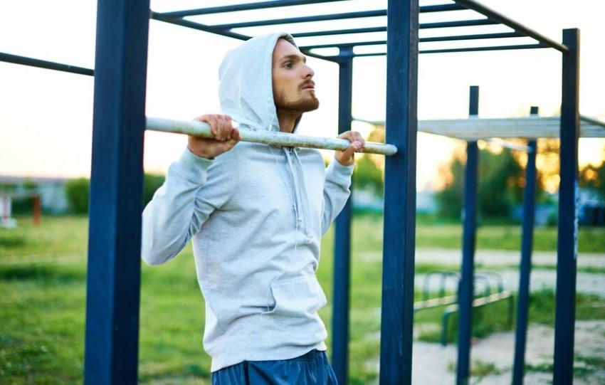 Why Synthetic Gym Hoodies Are the Best Workout Apparel - Maves Apparel